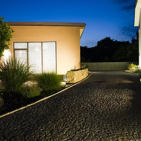 Saliterei Ferienhaus Im Herzen Des Seewinkels Frauenkirchen Exterior photo